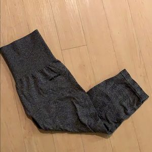 Women’s Ivy Park workout Capri